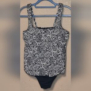 Lands End Womens One Piece Black And White Paisley Swim Suit S XS, S,  M, And XL